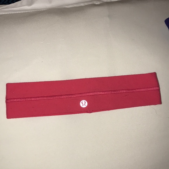 lululemon athletica Other - Hot pink lulu headband